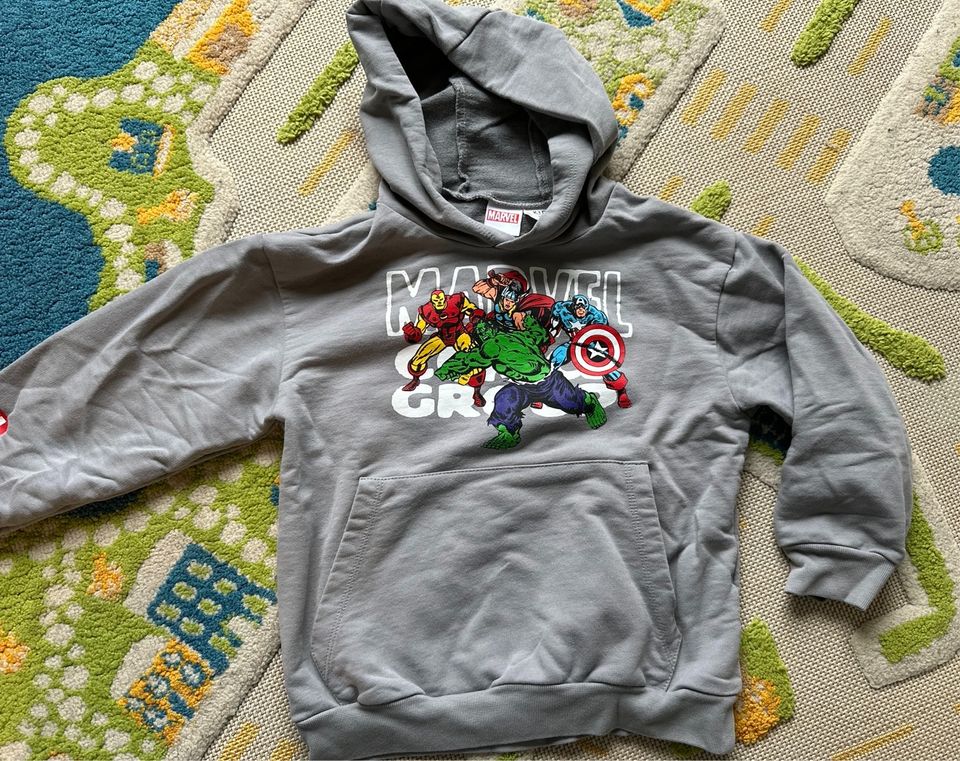 Marvel Pullover Gr 110/116 Hulk Captain America Pulli Junge in Springe