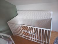 Babybett mit Matratze und Wickeltisch mit abnehmbarem Aufsatz Baden-Württemberg - Achern Vorschau