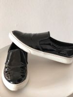 Kiomi Schuhe schwarz Lackleder 40 slipper loafer Budapester Frankfurt am Main - Seckbach Vorschau
