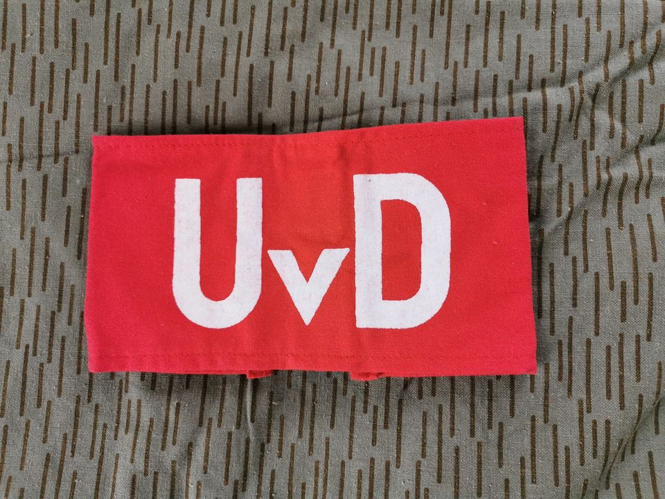 Armbinden Grenztruppen Grenze Offizier DDR NVA MfS KvD UvD in Erfurt