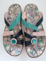 Think! Schuhe Pantolette Gr. 40 grün bunt TOP Zustand Westerwaldkreis - Berzhahn Vorschau