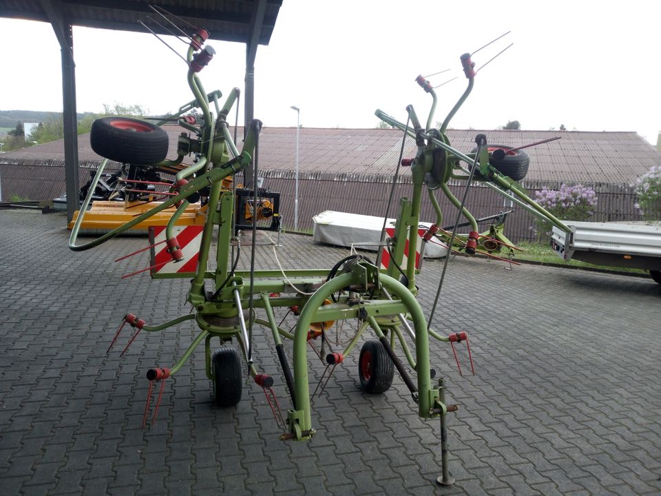 Heuwender Claas Volto 52 in Erbach