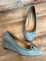Buffalo London Damen Pumps Keilabsatz Gr. 37 Wildleder grau top Nordrhein-Westfalen - Datteln Vorschau