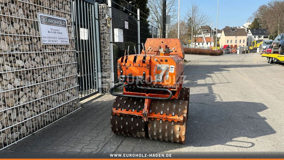 Rüttelwalze RAMMAX RW 1404 Grabenwalze Vibrationswalze Verdichter in Hagen