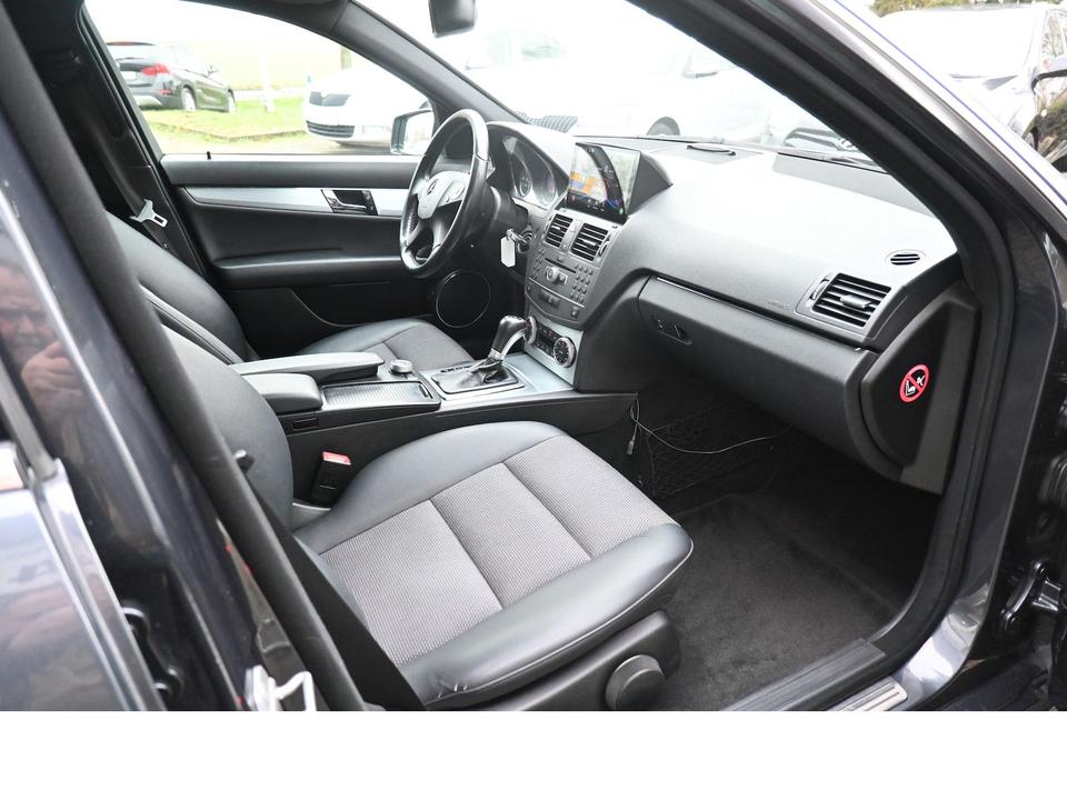 Mercedes-Benz C 350 CDI BE *Avantgarde* 7G-Aut AMG NAVI Leder in Seevetal