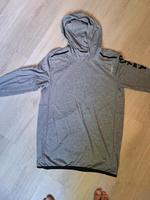 Langärmliges Joggingoberteil mit Kapuze Bayern - Schwanstetten Vorschau