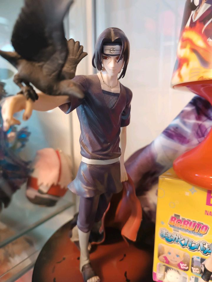 Itachi Uchiha Figur / Naruto in Berlin