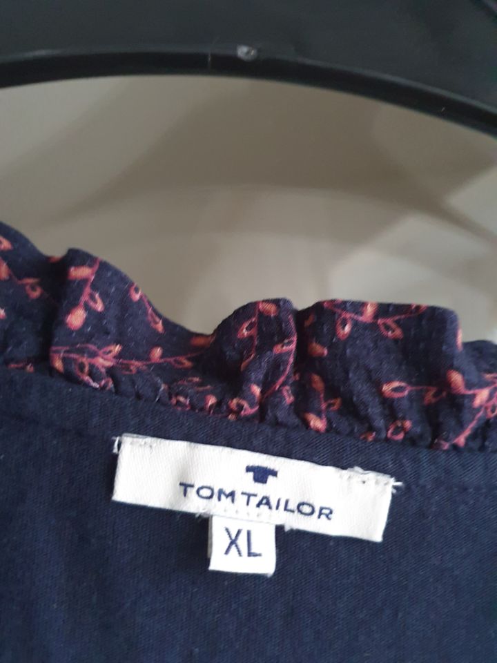 Schönes Shirt von Tom Tailor GR. XL. in Endingen