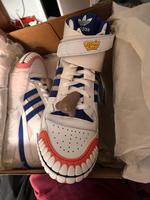 Adidas Kerwin Frost Humanchives Duisburg - Duisburg-Mitte Vorschau