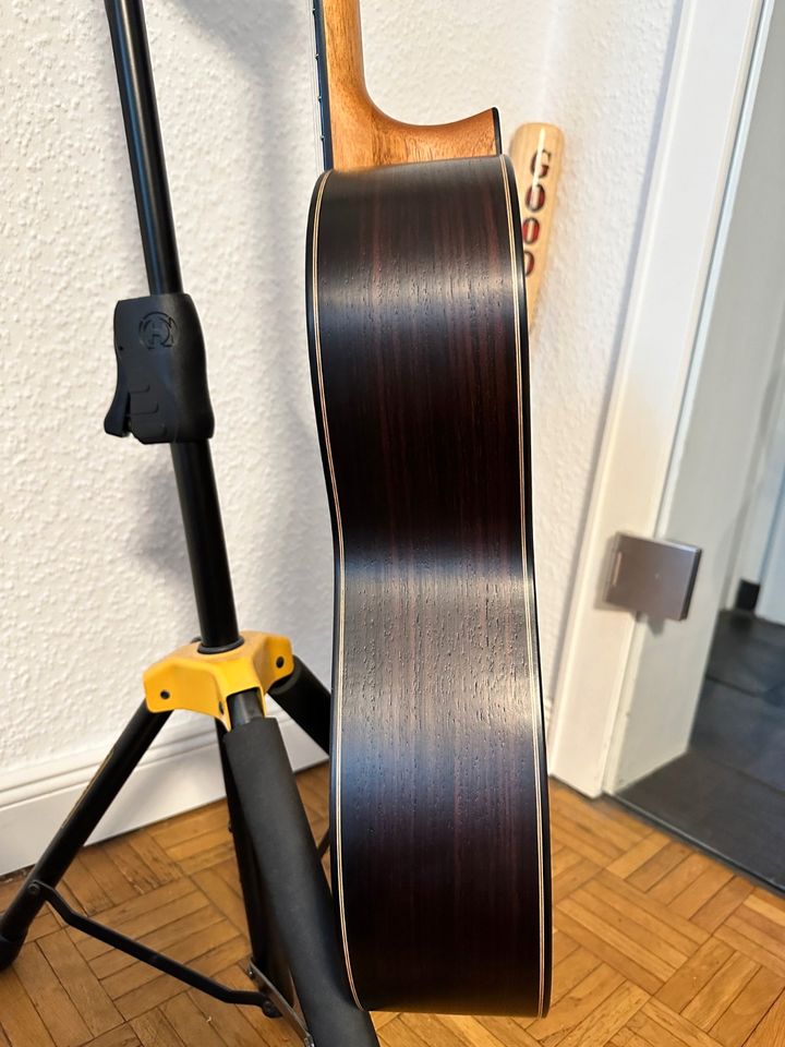 Hanika Meisterklasse Natural Doubletop Custom Konzertgitarre in Recklinghausen