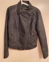 Lederjacke Lederimitat Guess L schwarz kurz ungetragen Köln - Bayenthal Vorschau