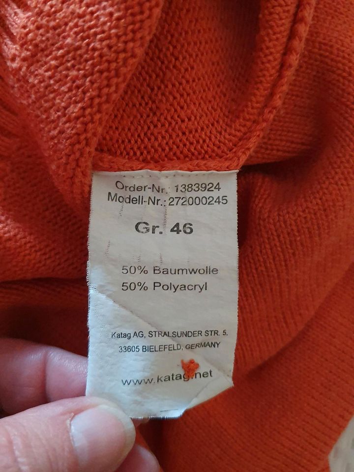 Strick-Pullover V-Ausschnitt Gr.46 orange in Hechingen