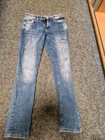 Jeans "used"-Look von s.oliver Gr. 176 Bayern - Petersaurach Vorschau