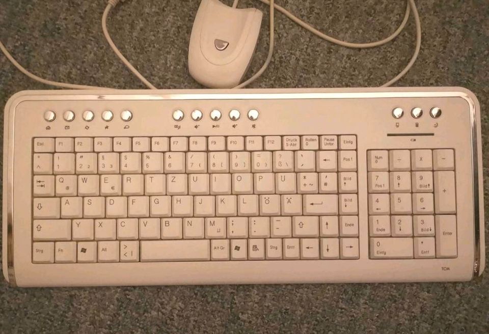 PC Laptop Tastatur mit USB Funk Weiß in Berlin