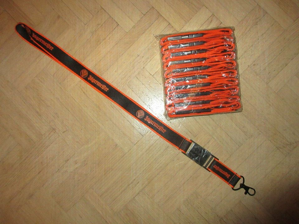 10 Original schwarze Jägermeister Schlüsselbänder Key Holder in Peißenberg