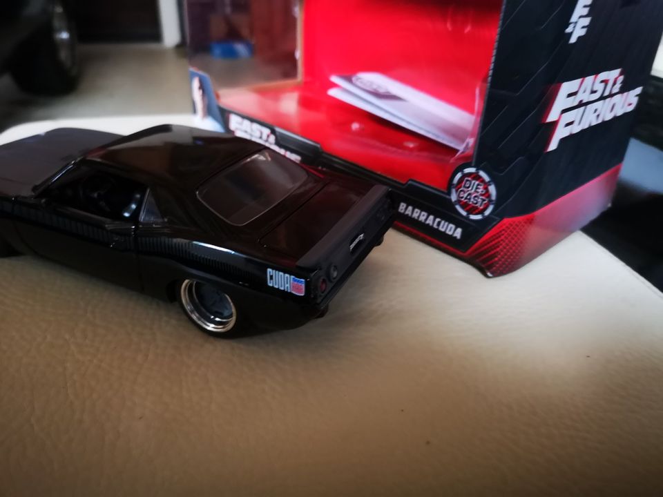 Letty's Plymouth Barracuda 1970 schwarz - Fast & Furious 1:24 OVP in Burg (Spreewald)