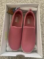 Skechers Frauen Schuhe Nordrhein-Westfalen - Meerbusch Vorschau