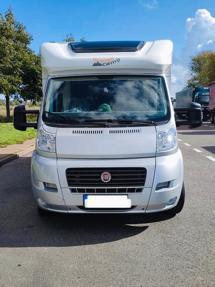 Wohnmobil Teilintegriert Orange Camp in Niederkassel