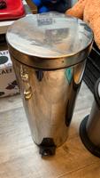 Brabantia Mülleimer 20l silber 76cm hoch Altona - Hamburg Ottensen Vorschau