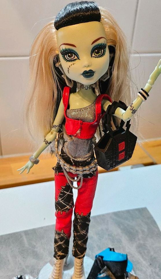 Monster High  I love Fashion  Frankie in Berlin