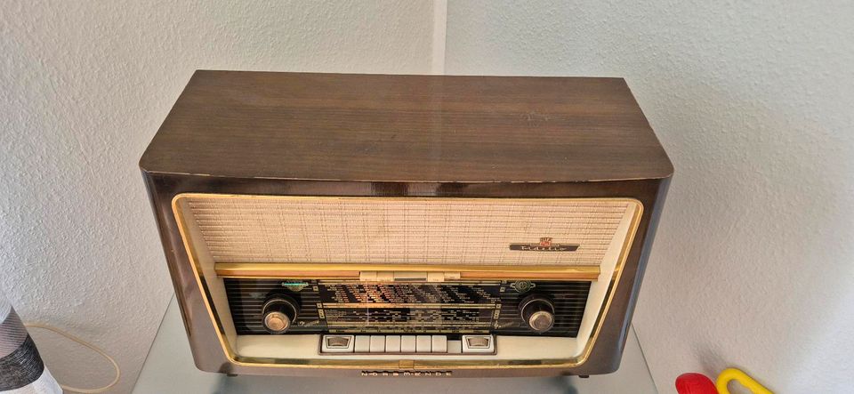 Vintage Radio Nordmende in Bremen