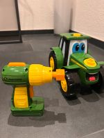 John Deere Spielzeugset mit Traktor und Werkzeug Hessen - Oberzent Vorschau