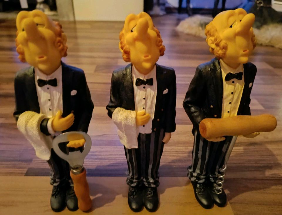 3x der beliebte Designer Butler in Bergen