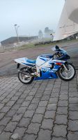 Suzuki GSXR 600 Hurric komplett Tüv top zustand Niedersachsen - Oldendorf (Landkreis Stade) Vorschau