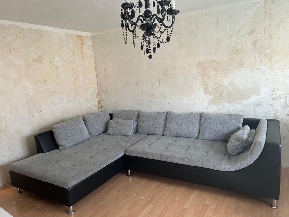 Sofa / Sitzgarnitur in Leverkusen