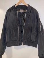 Bomberjacke Damen Asos schwarz Niedersachsen - Quakenbrück Vorschau