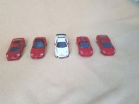 Biete 5 Spielzeugautos Ferrari + Porsche 911 Maßstab 1:38 Köln - Porz Vorschau