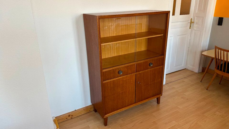 Vintage: top Highboard, Vitrinenschrank 60er, Lieferung möglich in Plauen