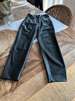 ZARA Hose Gr. S Lederoptik neuwertig Nordrhein-Westfalen - Höxter Vorschau