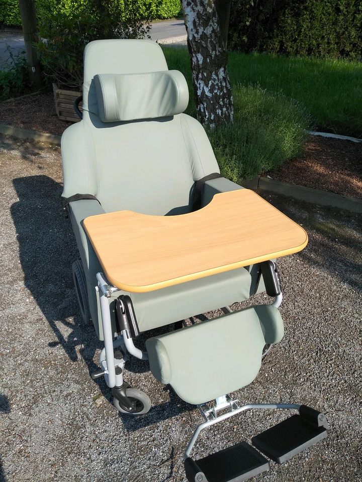Gereonto-Rollstuhl 2 Monate in Gebrauch Bezug waschbar in Nettetal