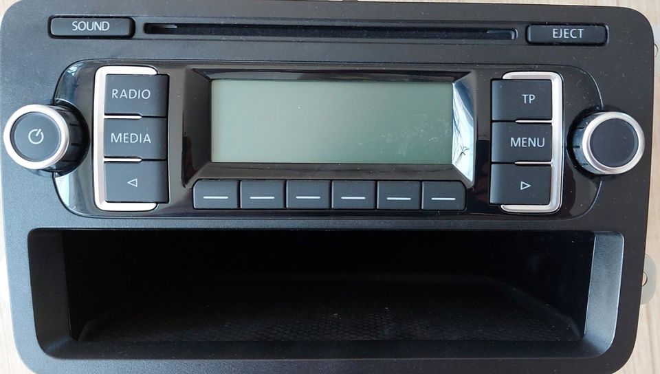 VW Radio RCD210 MP3, Panasonic, Autoradio, CD Radio, MP3 Radio in Kempfeld