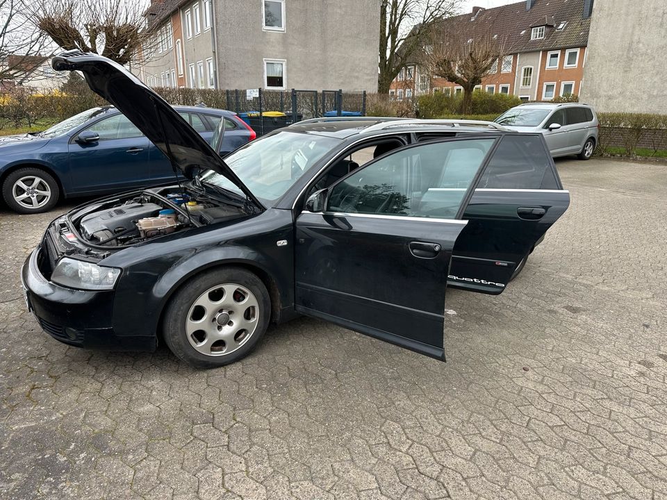 Audi A4 B6 2.5 tdi avant quattro s-line (Wichtig ) erst lesen in Wittingen