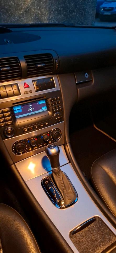 Original Mercedes-Benz APS 50 Radio mit Navigation A2038706189 in Prenzlau