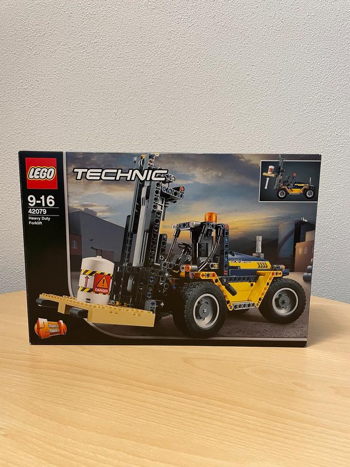 LEGO TECHNIC 42079 - Heavy Duty Forklift / Schwerlast Gabelstable in Leun