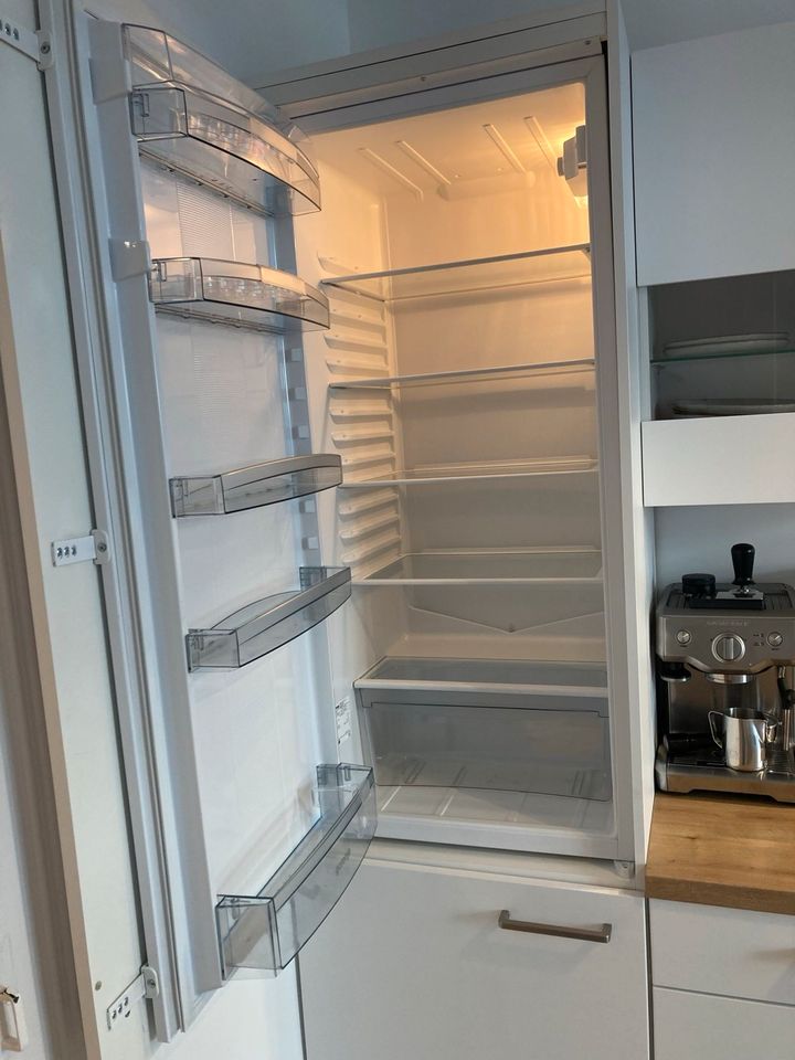 Kühlschrank Gorenje Einbau 122 x 54cm / Einwandfrei in Bonn