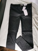 Schwarze skinny pants waxed look XXL mid waist Leipzig - Altlindenau Vorschau