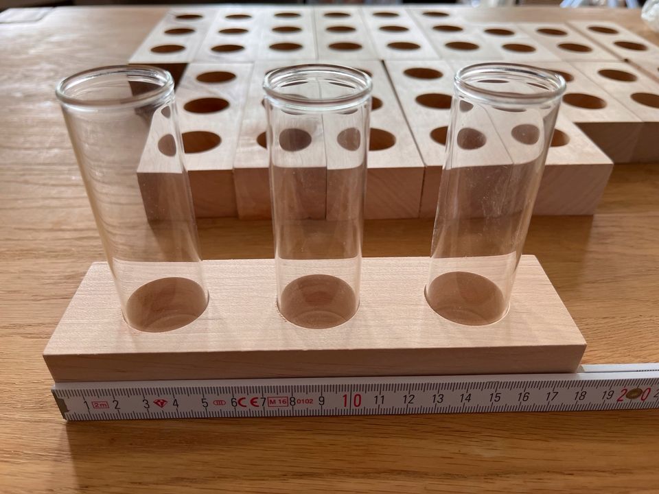 Reagenzglas Vasen, Massivholz, Hochzeitsdeko, Propagation Station in Berlin