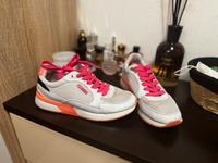 Guess Schuhe Nordrhein-Westfalen - Hemer Vorschau