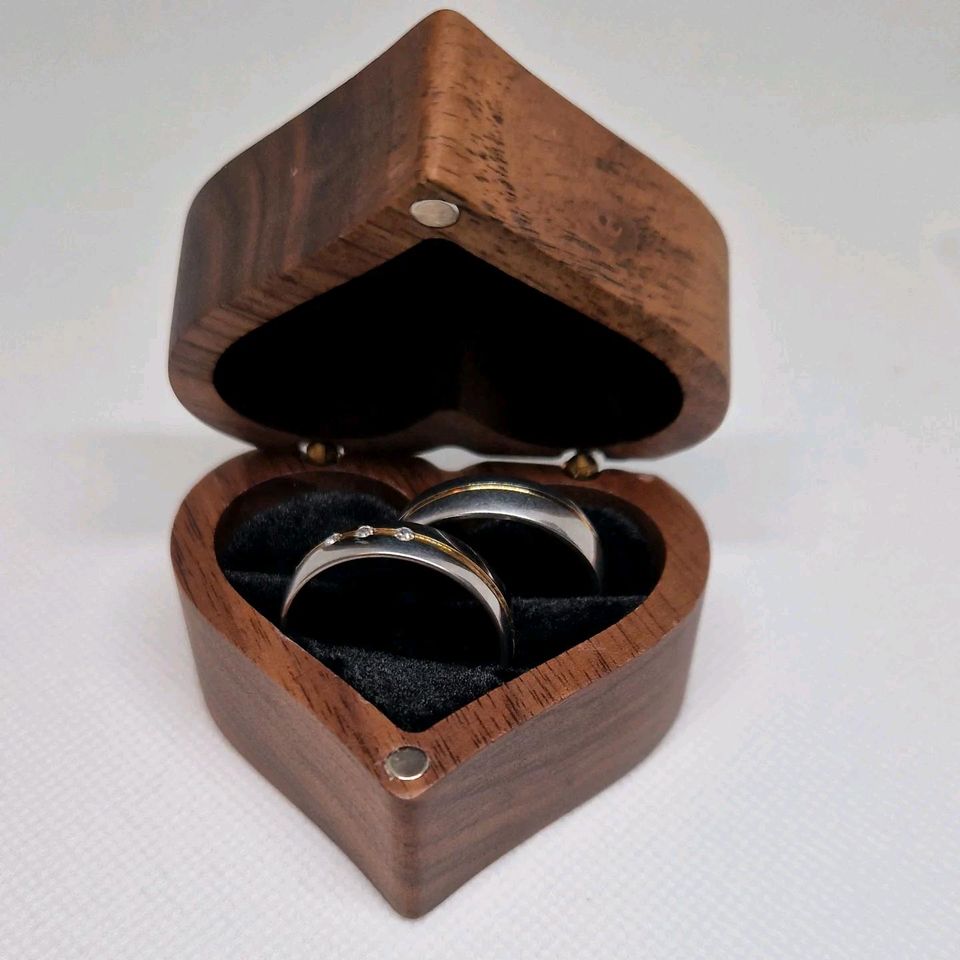 Ringbox, Eheringe, Schmuckbox,  Hochzeit,  Heiraten in Hardt