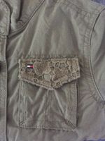 Tommy Hilfiger Übergangs -Jacke 104 khaki NEU Mädchen Nordrhein-Westfalen - Netphen Vorschau