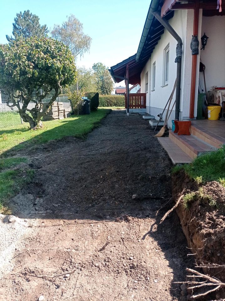 Baggerarbeiten. Galabau. Pflasterarbeiten. Beton schneiden. in Bubesheim