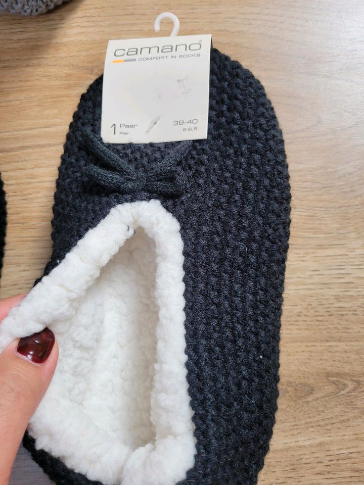 NEU Camano Hausschuhe Gr. 39-40 o. 41-42 Puschen Kuschelsocken in Wetschen