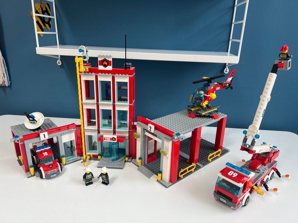 Lego City 60110 große Feuerwehrstation in Unterföhring