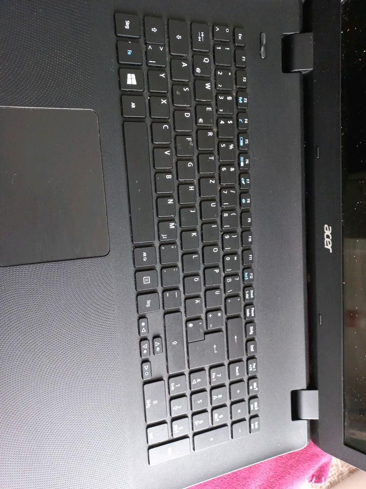 Laptop Acer ES1-731 defekt  wird ausschließlich als Defekt in Torgau