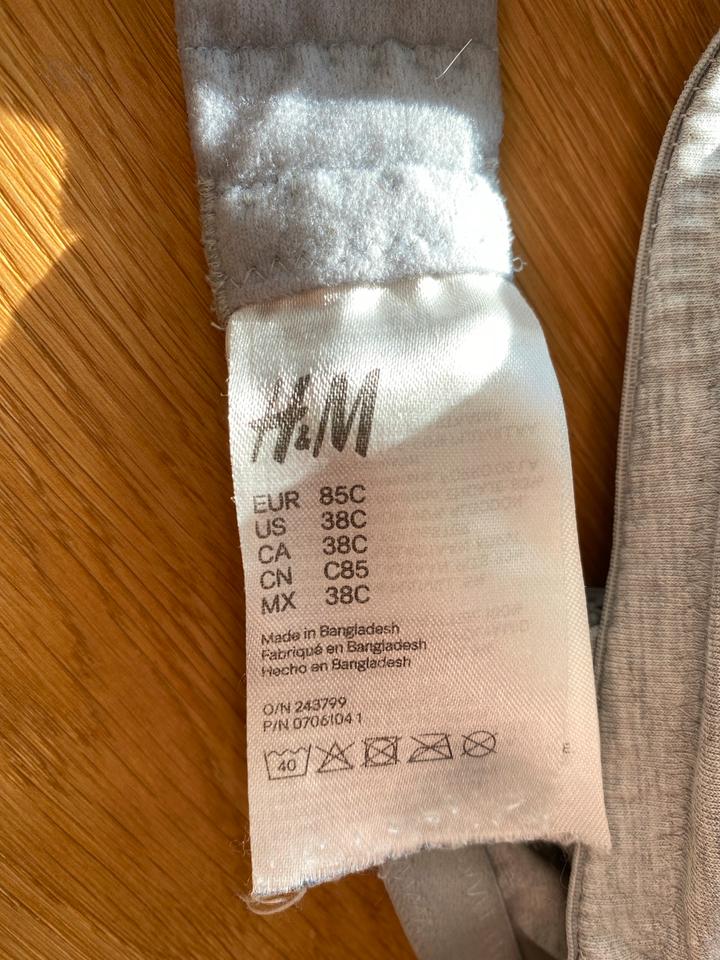 Schwangerschafts und Still-BHs von H&M in Gr. 85C Umstandsmode in Bad Soden am Taunus