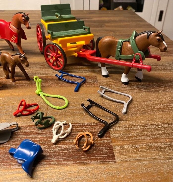 Playmobil Pferde, Ponys, Kutsche und Zubehör, Bauernhof in Solingen